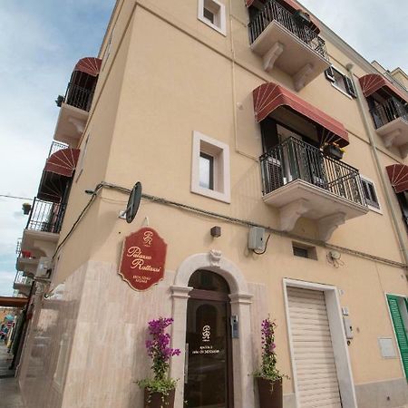 Palazzo Rattazzi Villa โมโนโปลี ภายนอก รูปภาพ