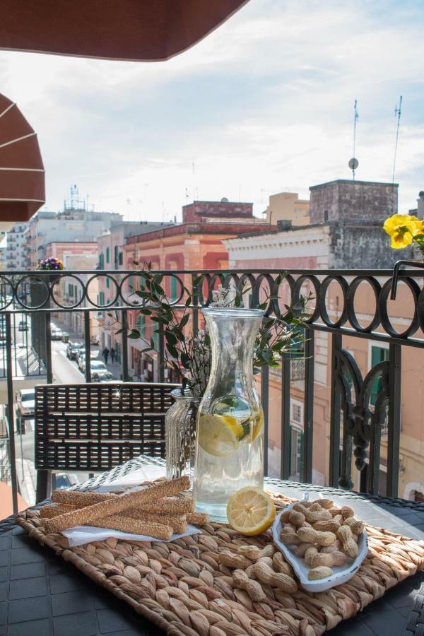 Palazzo Rattazzi Villa โมโนโปลี ภายนอก รูปภาพ