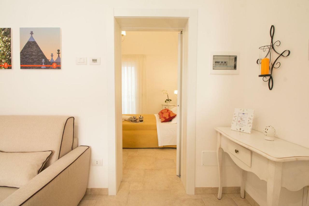 Palazzo Rattazzi Villa โมโนโปลี ภายนอก รูปภาพ