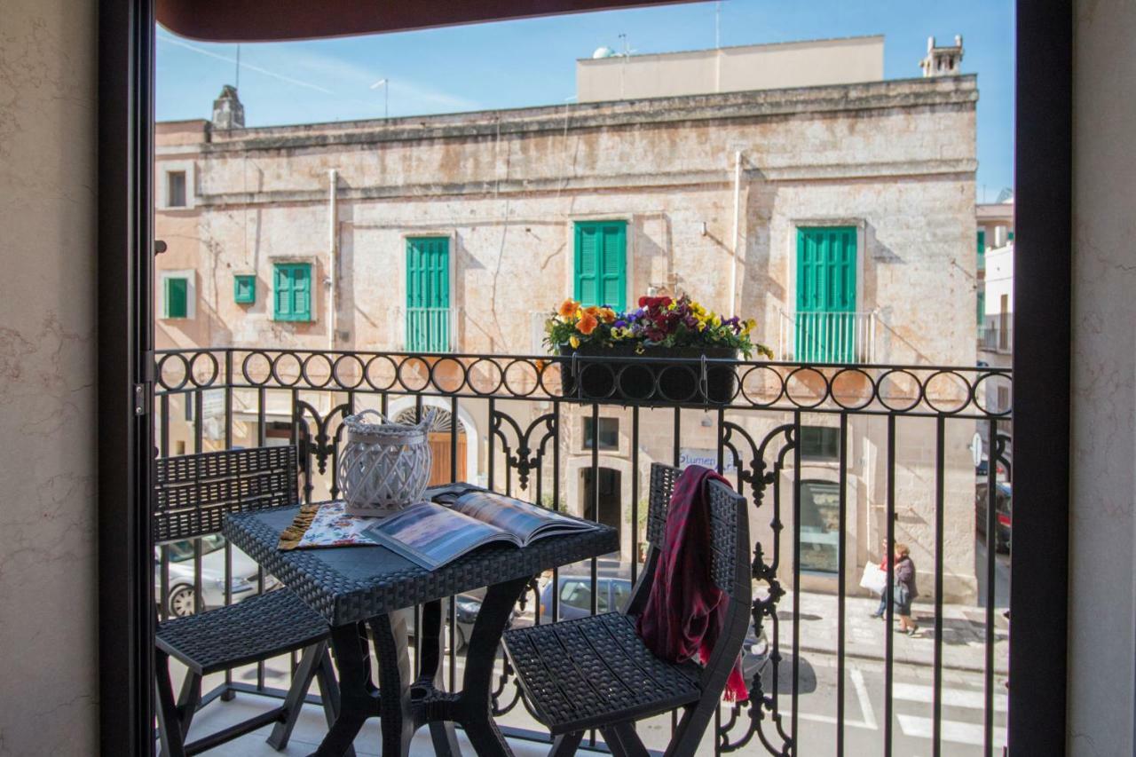 Palazzo Rattazzi Villa โมโนโปลี ภายนอก รูปภาพ